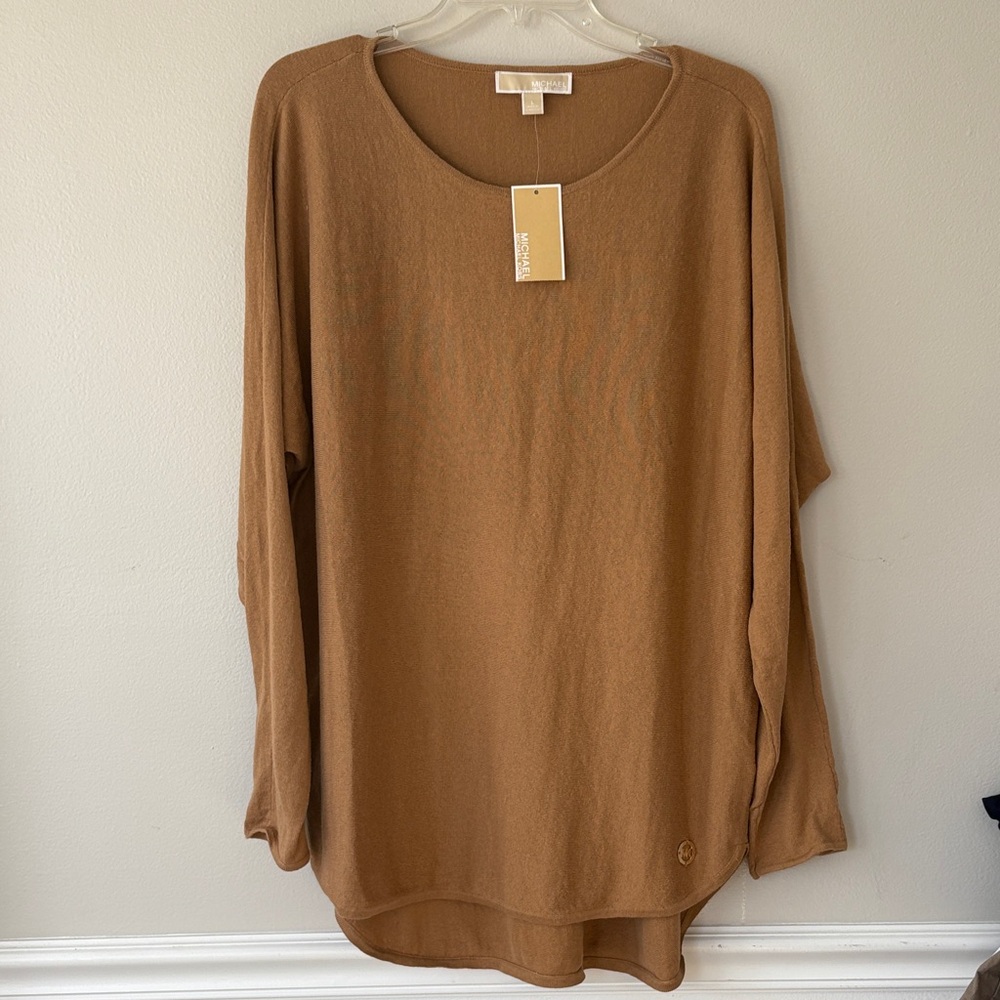 Michael Kors Camel-Colorer Lightweight Knit Top